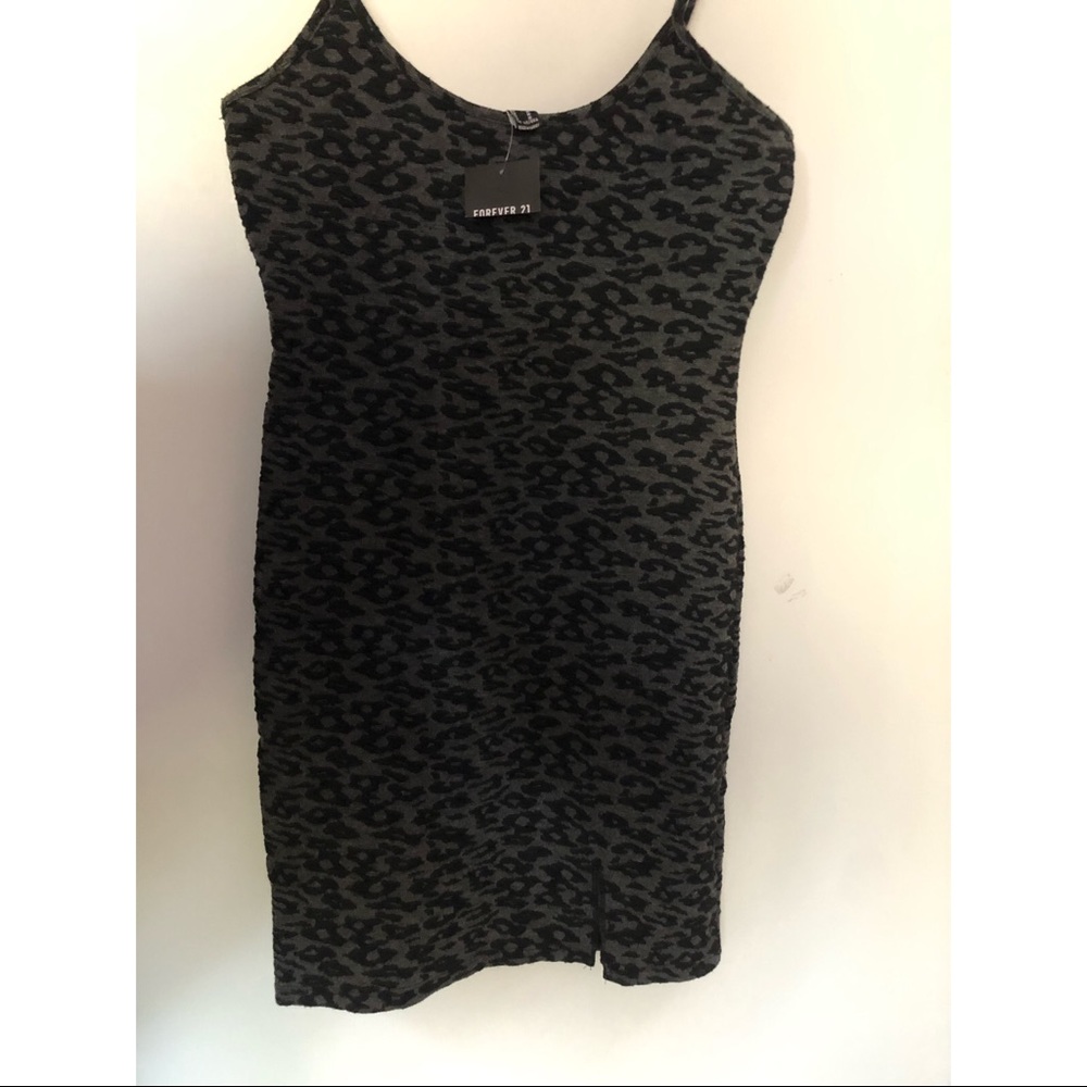 Leopard print black/gray dress. Medium but runs a bit small.